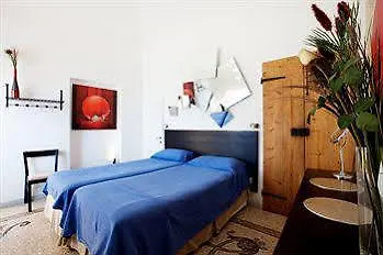 Levantur Hotel *